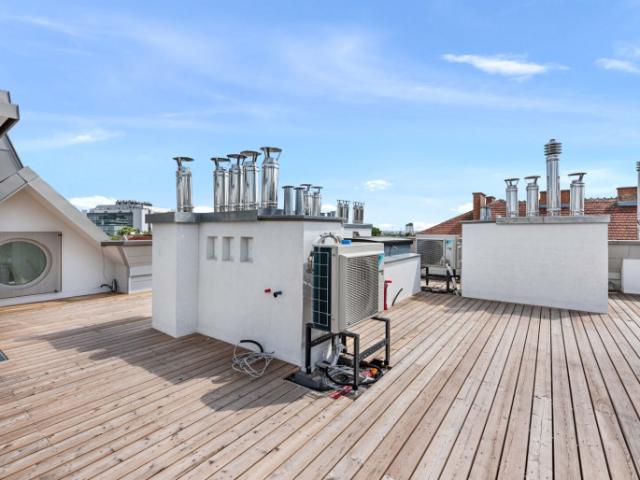 Dachgeschosswohnung kaufen in Meidling, Wien