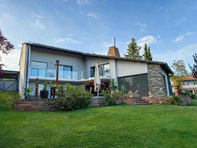 Villa kaufen in Hof, Bayern