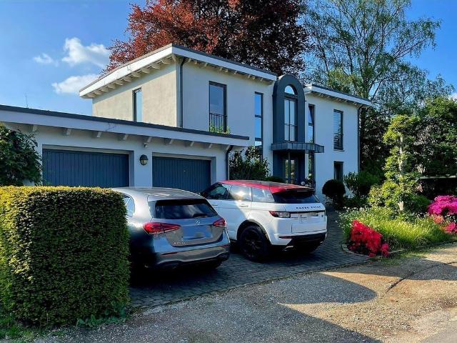 Villa kaufen in Hünxe, Nordrhein-Westfalen