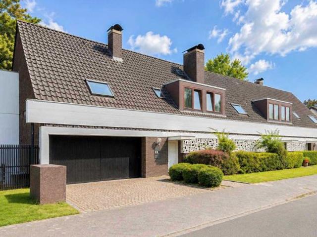 Haus kaufen in Düsseldorf, Nordrhein-Westfalen