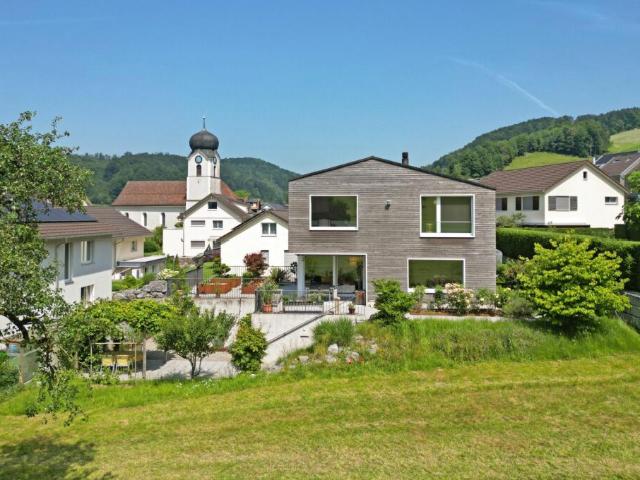 Immobilie kaufen in Schänis, St. Gallen