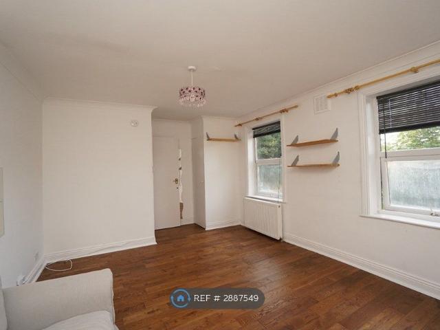 Apartment for rent in Muswell Hill, Greater London