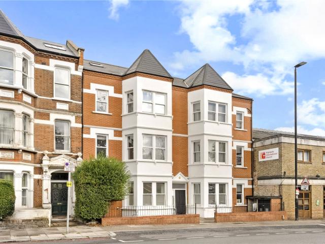 Apartment for rent in Highgate, Greater London