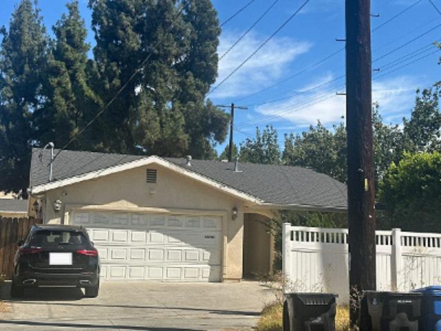 House for sale in Van Nuys Neighborhood Council District, Canoga Park