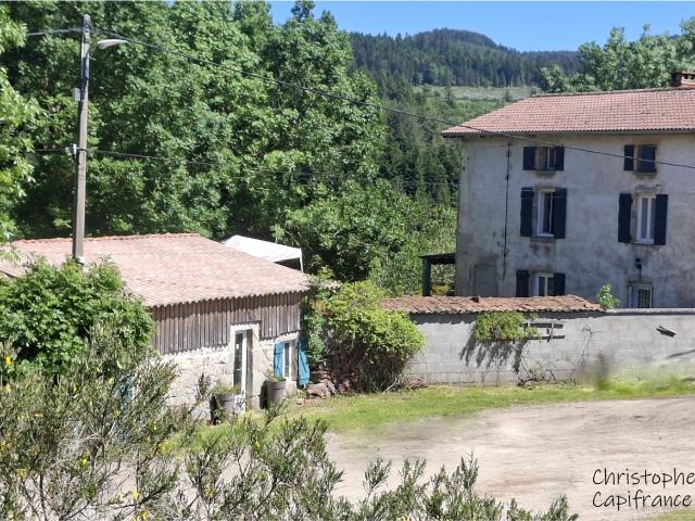 Château vente à Thiers, Arconsat