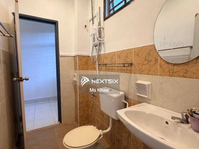 Residential House for sale in Country Heights Damansara, Kuala Lumpur