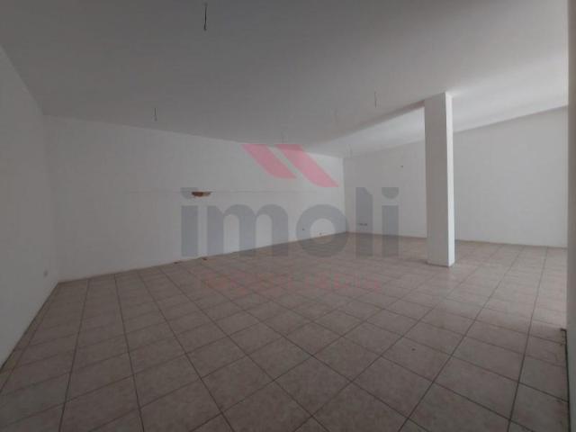 Loja venda em Arcos De Valdevez, Viana Do Castelo