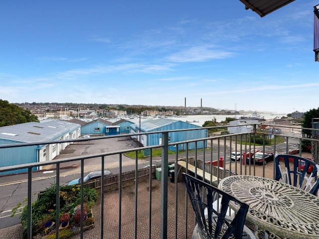 Apartment for rent in Cowes, Isle of Wight