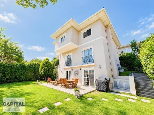 İstanbul içerisinde satılık Villa