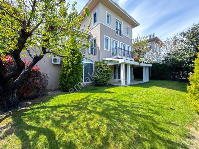 Avcilar, İstanbul içerisinde satılık Villa