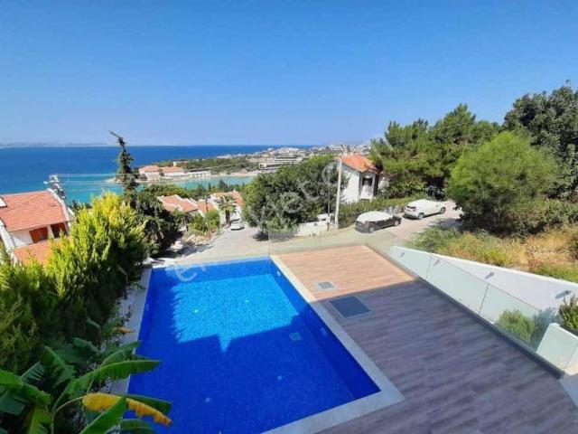Çeşme, İzmir içerisinde kiralık Villa
