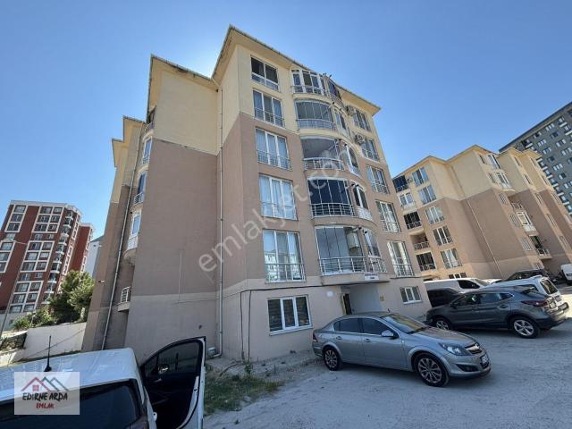 Cumhuriyet Mahallesi, Edirne Merkez içerisinde kiralık mülk