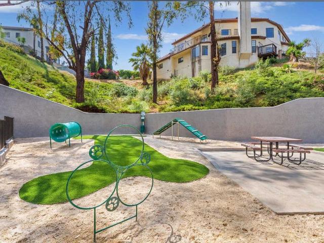 Apartment for rent in Colton, California
