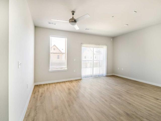 Apartment for rent in Corinth
