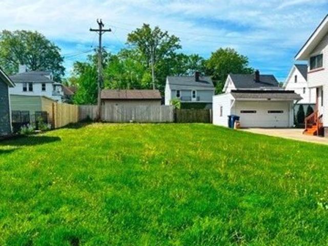 Land for sale in Lakewood