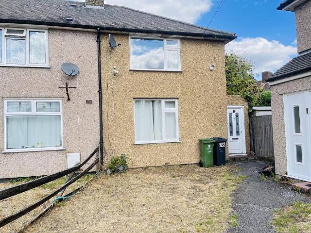 House for rent in London Borough of Barking and Dagenham, Greater London