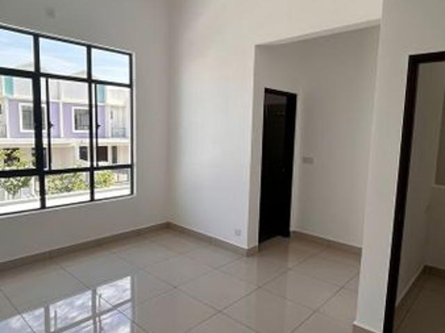 House for sale in Sendayan Village, Negeri Sembilan