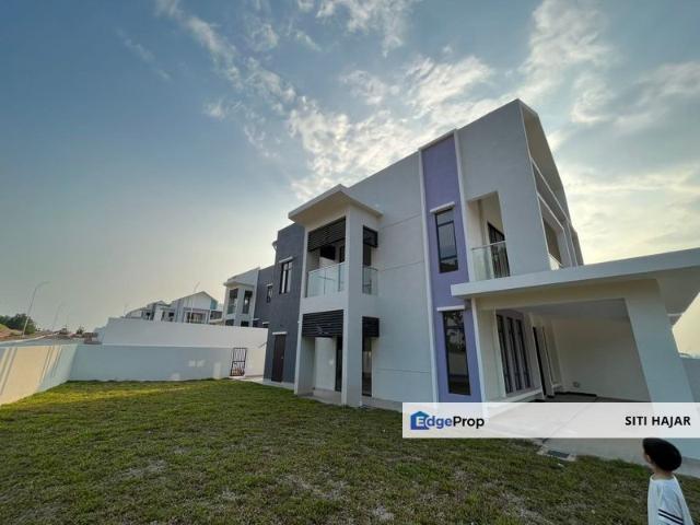 House for sale in Sendayan Village, Negeri Sembilan