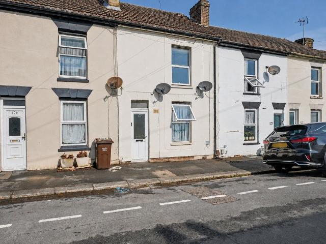 Apartment for rent in Brompton, Gillingham