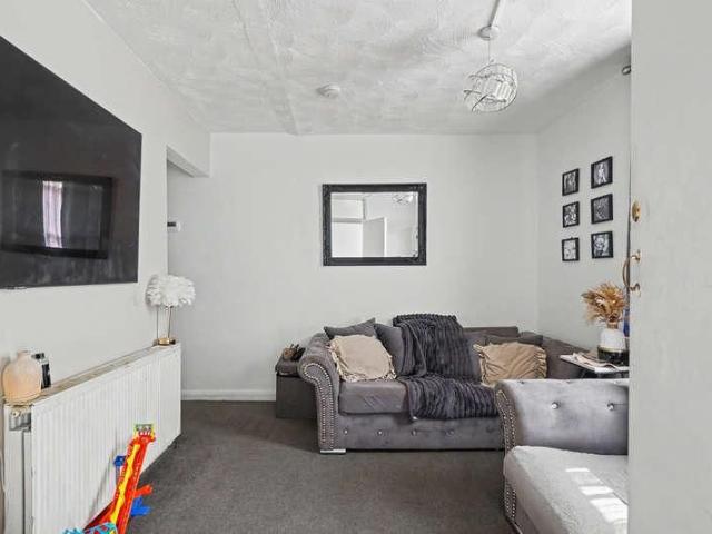 Apartment for rent in Brompton, Gillingham