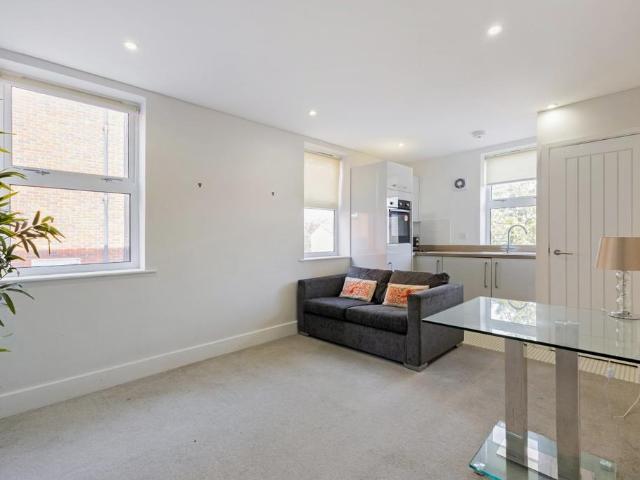 Apartment for rent in Stratford-upon-Avon, Alderminster