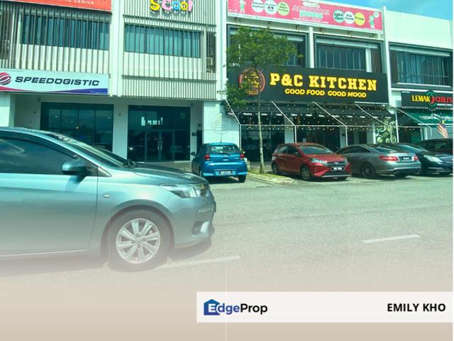 Shop for rent in Petaling Jaya, Petaling