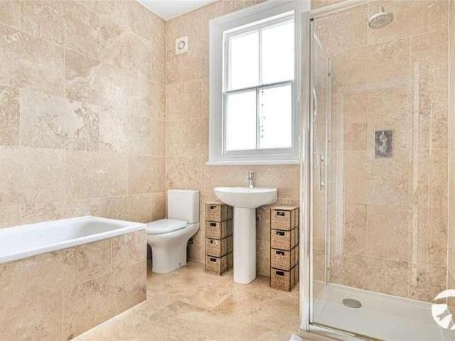 House for rent in London Borough of Lewisham, Cat Hill