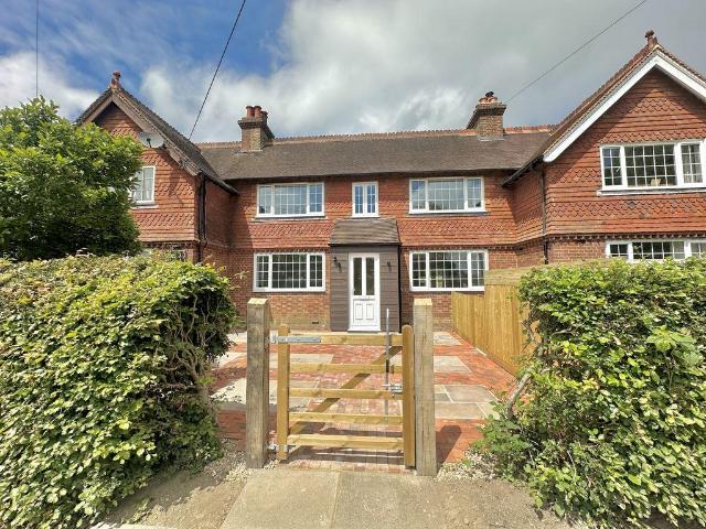 House for rent in Perryfields, West Sussex