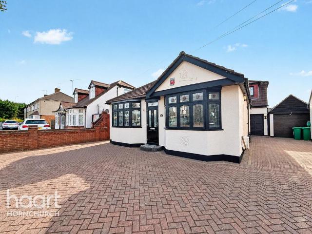House for rent in Ardleigh Green, Greater London