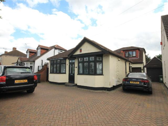 House for rent in London Borough of Havering, Greater London
