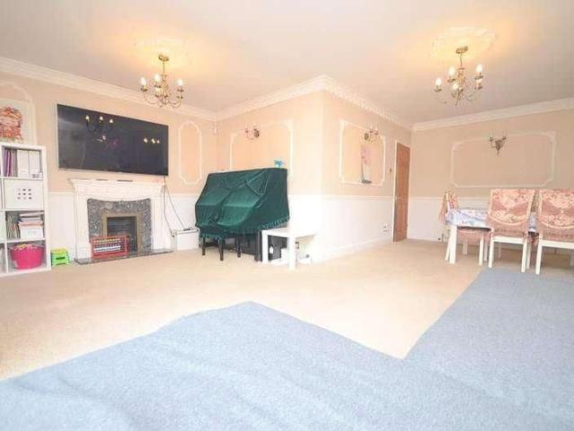 House for rent in London Borough of Havering, Greater London