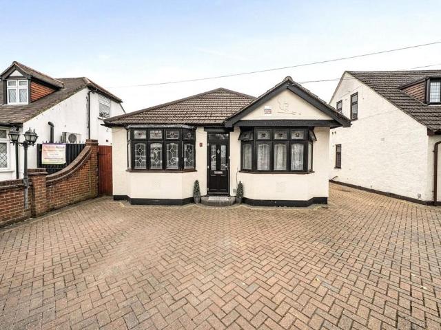 House for rent in Ardleigh Green, Greater London