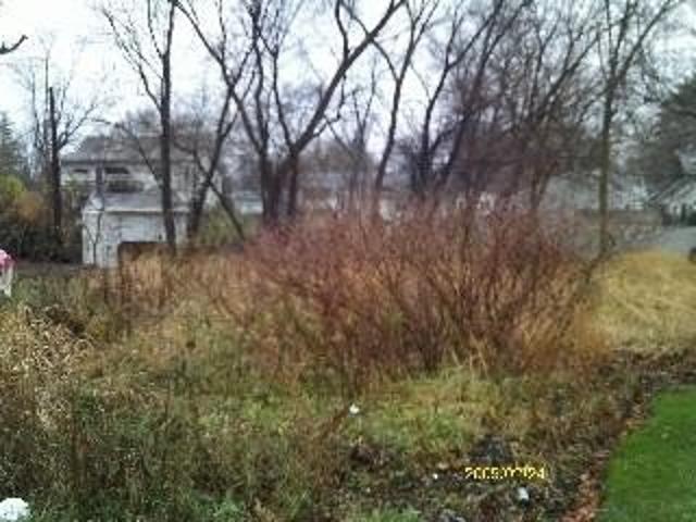 Land for sale in Round Lake Land for sale in Round Lake