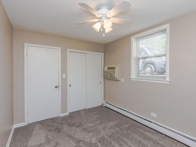 Apartment for rent in Villa Park, Illinois
