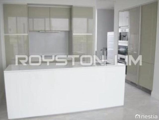 Apartment for sale in Newton