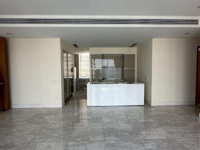 Condominium for sale in Tanglin Road