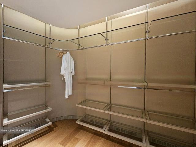 Condominium for rent in Newton