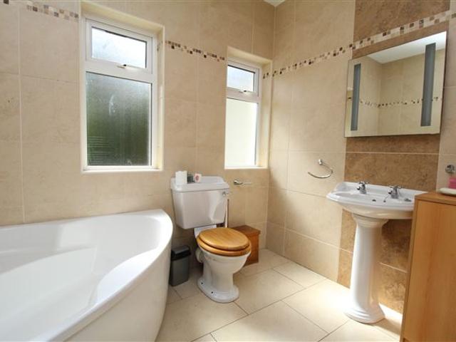 Farm for sale in Longford