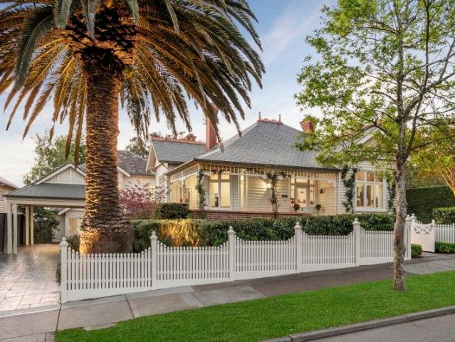 House for sale in Surrey Hills, Victoria