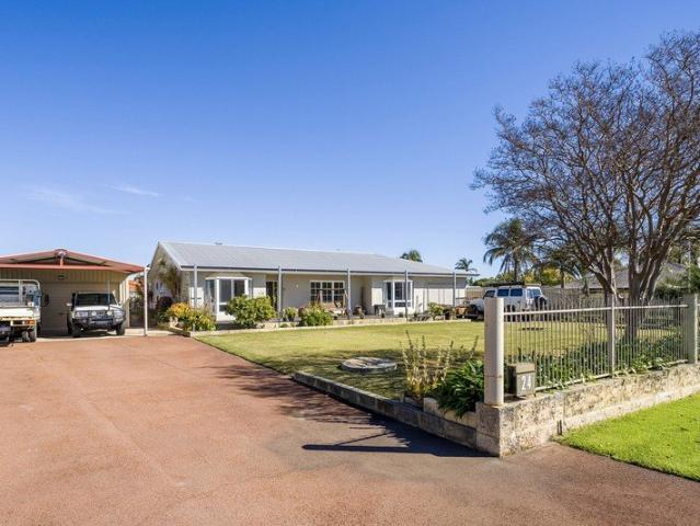 House for sale in Forrestfield, Western Australia