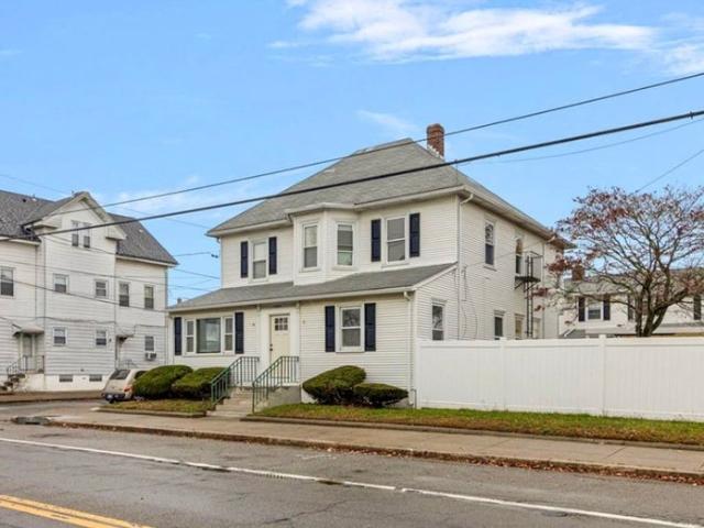 Room for rent in Cranston, Rhode Island