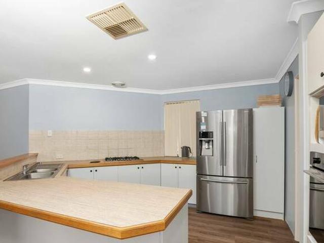 House for rent in Cockburn, Western Australia