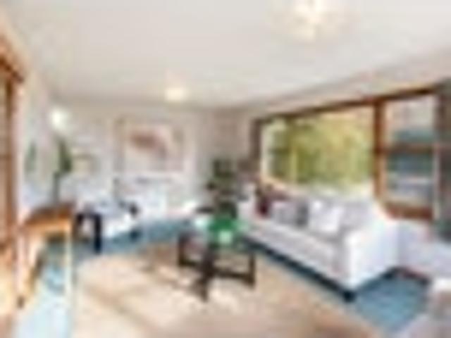House for sale in Chaslands, Canterbury