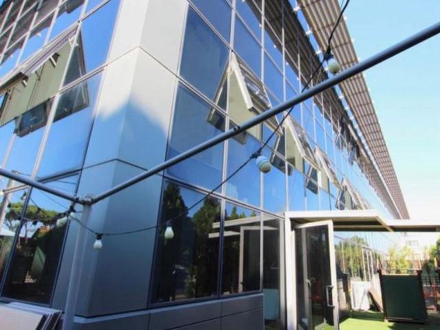 Locale Commerciale in vendita a Cervia, Reggio Emilia