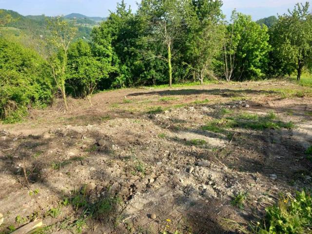 Terreno in vendita a Gropparello, Reggio Emilia