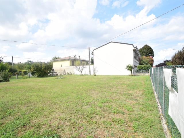 Terreno in vendita a Centovera, San Giorgio Piacentino