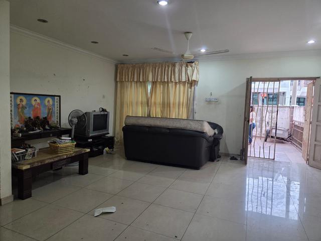 Terraced House for sale in Tampin