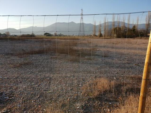 Terreno in vendita a Calcinaia, Toscana