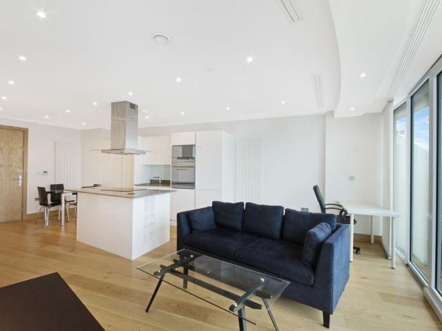 Apartment for rent in Isle Of Dogs, Isle Of Man
