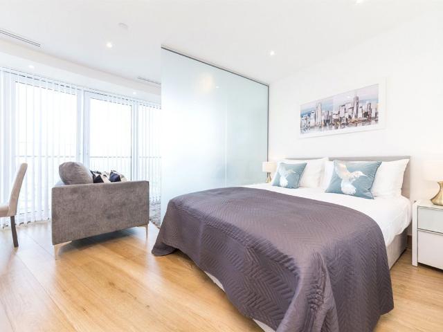 Studio for rent in Isle Of Dogs, Greater London